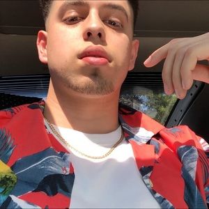 Meet your Posher, Eric